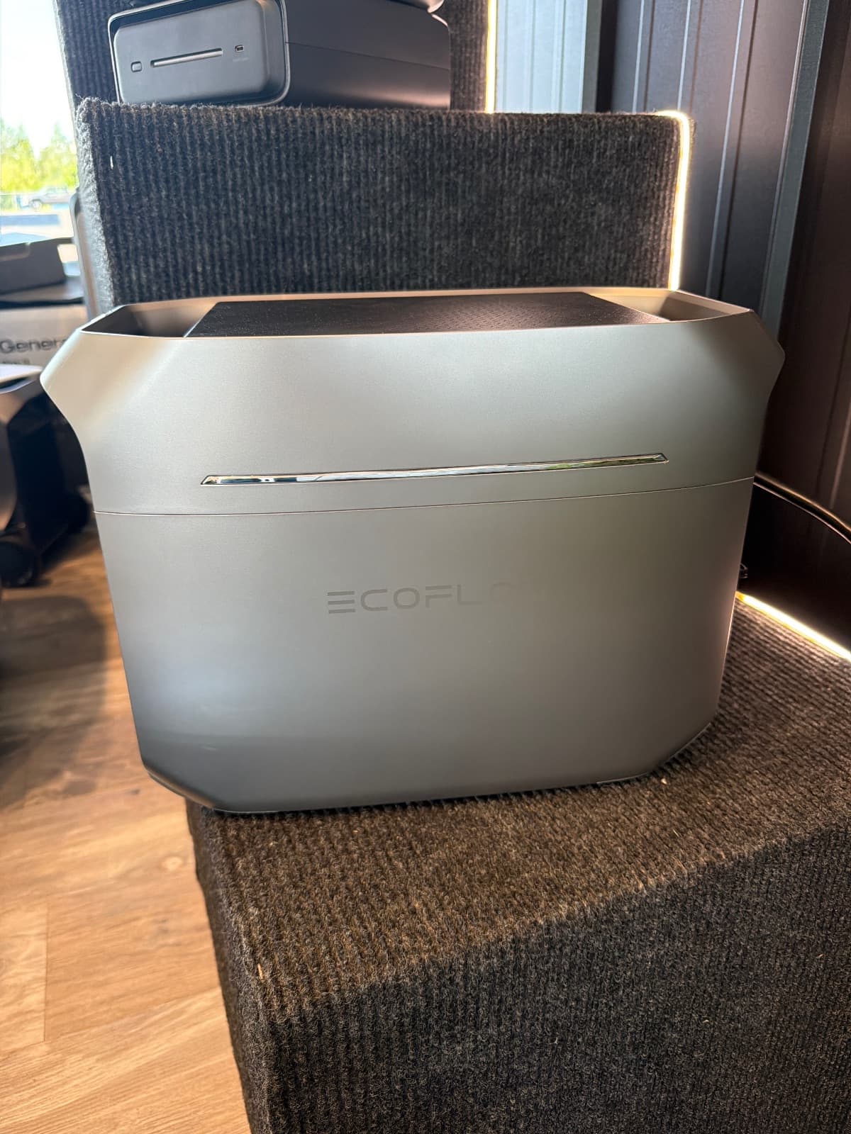 EcoFlow DELTA 3 PLUS Portable Power Station — thumbnail 2