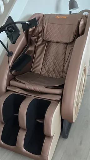 DILITOK Electric Massage Chair with Zero Gravity and Body Scan